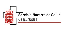 Logotipo de inicio del servicio navarro de salud-osasunbidea, que presenta un emblema rojo con una corona, vinculado a un texto estilizado, sobre un fondo blanco con una línea roja debajo.